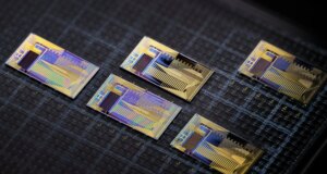Eropa mempercepat keluaran chip fotonik 6 inci untuk meningkatkan kemandirian semikonduktor
| beritakitanih Eropa mempercepat keluaran chip fotonik 6 inci untuk meningkatkan kemandirian semikonduktor
| beritakitanih