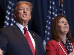 Evette, yang didukung oleh Trump, dan Wilson, seorang pendukung Trump, akan mengikuti pemilihan gubernur SC
| beritakitanih Evette, yang didukung oleh Trump, dan Wilson, seorang pendukung Trump, akan mengikuti pemilihan gubernur SC
| beritakitanih