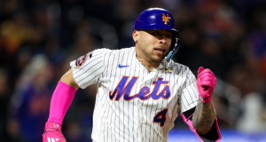 Francisco Alvarez kembali hanya sebulan setelah menderita robekan meniskus saat Mets mengikuti perlombaan wild card yang ketat
| beritakitanih Francisco Alvarez kembali hanya sebulan setelah menderita robekan meniskus saat Mets mengikuti perlombaan wild card yang ketat
| beritakitanih