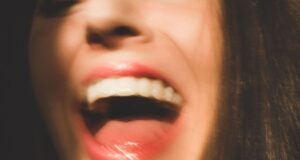Gejala Menopause yang Tidak Dibicarakan Orang: Mengapa Mulut Terasa Kering
| beritakitanih Gejala Menopause yang Tidak Dibicarakan Orang: Mengapa Mulut Terasa Kering
| beritakitanih
