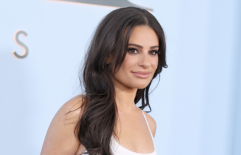 Gelombang Tony Awards Lea Michele Mewah Tanpa Rewel
| beritakitanih Gelombang Tony Awards Lea Michele Mewah Tanpa Rewel
| beritakitanih