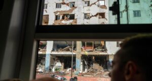 Gempa bumi Venezuela: Jumlah korban tewas meningkat menjadi 1.430 saat tim penyelamat terus mencari korban selamat
| beritakitanih Gempa bumi Venezuela: Jumlah korban tewas meningkat menjadi 1.430 saat tim penyelamat terus mencari korban selamat
| beritakitanih
