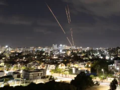 Gencatan Senjata 10 Hari Israel-Lebanon Dimulai Selasa Malam Setelah Pembicaraan Tingkat Tinggi di Washington
| beritakitanih Gencatan Senjata 10 Hari Israel-Lebanon Dimulai Selasa Malam Setelah Pembicaraan Tingkat Tinggi di Washington
| beritakitanih