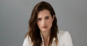 Grace Gummer tentang Final ‘Kisah Cinta’ yang Emosional dan Kritik dari Putra Caroline Kennedy, Jack Schlossberg
| beritakitanih Grace Gummer tentang Final 'Kisah Cinta' yang Emosional dan Kritik dari Putra Caroline Kennedy, Jack Schlossberg
| beritakitanih