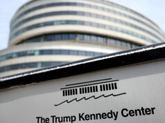Gugatan Pemerintahan Trump Terhadap Musisi Jazz Natal Kennedy Center Ditolak
| beritakitanih Gugatan Pemerintahan Trump Terhadap Musisi Jazz Natal Kennedy Center Ditolak
| beritakitanih