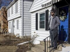 Gugatan menuduh kelambanan polisi mendahului penembakan di tetangga Minneapolis
| beritakitanih Gugatan menuduh kelambanan polisi mendahului penembakan di tetangga Minneapolis
| beritakitanih