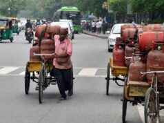 Harga LPG domestik naik sebesar ₹29 per tabung 14,2 kg
| beritakitanih Harga LPG domestik naik sebesar ₹29 per tabung 14,2 kg
| beritakitanih