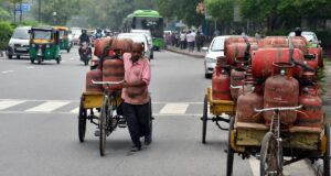 Harga LPG domestik naik sebesar ₹29 per tabung 14,2 kg
| beritakitanih Harga LPG domestik naik sebesar ₹29 per tabung 14,2 kg
| beritakitanih