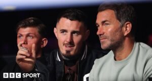 Hearn mengajukan permohonan kepada Aspinall dan Benn berjanji kepada White
| beritakitanih Hearn mengajukan permohonan kepada Aspinall dan Benn berjanji kepada White
| beritakitanih