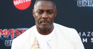 Idris Elba Mengatakan Rumor Obligasi ‘Tidak Pernah Sah’ dan ‘Tidak Realistis’: Penonton ‘Tidak Akan Memilih Pria Kulit Hitam Memainkan Bond’
| beritakitanih Idris Elba Mengatakan Rumor Obligasi 'Tidak Pernah Sah' dan 'Tidak Realistis': Penonton 'Tidak Akan Memilih Pria Kulit Hitam Memainkan Bond'
| beritakitanih