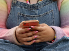 Inggris Sedang Mempertimbangkan Larangan Media Sosial untuk Anak-anak. Bagaimana Asalnya Sampai Disini?
| beritakitanih Inggris Sedang Mempertimbangkan Larangan Media Sosial untuk Anak-anak. Bagaimana Asalnya Sampai Disini?
| beritakitanih