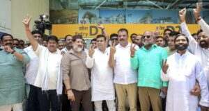 Jajak pendapat Rajya Sabha: Di tengah kekhawatiran akan terjadinya pemungutan suara silang, MLA Madhya Pradesh berangkat ke Bengaluru
| beritakitanih Jajak pendapat Rajya Sabha: Di tengah kekhawatiran akan terjadinya pemungutan suara silang, MLA Madhya Pradesh berangkat ke Bengaluru
| beritakitanih