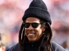 Jay-Z Mengumumkan Konser di Paris dan Los Angeles
| beritakitanih Jay-Z Mengumumkan Konser di Paris dan Los Angeles
| beritakitanih