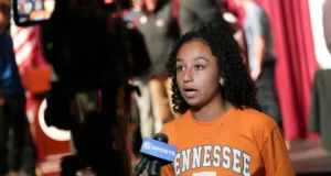 Jayla Blue dari Bearden adalah Pemain Sepak Bola Wanita Terbaik Gatorade Tennessee
| beritakitanih Jayla Blue dari Bearden adalah Pemain Sepak Bola Wanita Terbaik Gatorade Tennessee
| beritakitanih