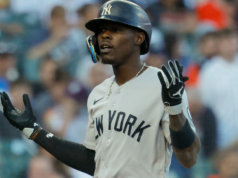 Jazz Chisholm Yankees merayakan dengan lolipop setelah home run vs. Tigers
| beritakitanih Jazz Chisholm Yankees merayakan dengan lolipop setelah home run vs. Tigers
| beritakitanih