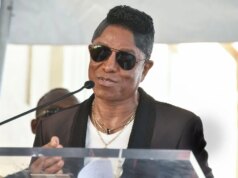 Jermaine Jackson Membatalkan Keputusan Pemerkosaan $6,5 Juta, Sekarang Akan Melawan Gugatan di Pengadilan
| beritakitanih Jermaine Jackson Membatalkan Keputusan Pemerkosaan $6,5 Juta, Sekarang Akan Melawan Gugatan di Pengadilan
| beritakitanih