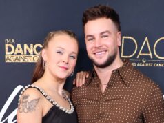 JoJo Siwa Bantah Dia & Chris Hughes Berada dalam “Hubungan Lavender”
| beritakitanih JoJo Siwa Bantah Dia & Chris Hughes Berada dalam "Hubungan Lavender"
| beritakitanih