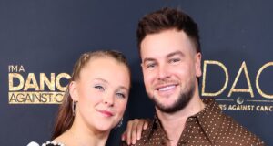 JoJo Siwa Bantah Dia & Chris Hughes Berada dalam “Hubungan Lavender”
| beritakitanih JoJo Siwa Bantah Dia & Chris Hughes Berada dalam "Hubungan Lavender"
| beritakitanih