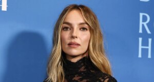 Jodie Comer Talks ‘The Death of Robin Hood’ Ending and the Need for Revisionist Tales | beritakitanih Jodie Comer Talks ‘The Death of Robin Hood’ Ending and the Need for Revisionist Tales | beritakitanih