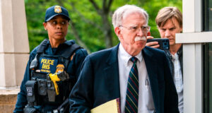 John Bolton, Mantan Penasihat Trump, Mengaku Bersalah dalam Kasus Informasi Rahasia
| beritakitanih John Bolton, Mantan Penasihat Trump, Mengaku Bersalah dalam Kasus Informasi Rahasia
| beritakitanih