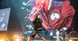 Juara Dunia New York Knicks Akan Mengambil Alih Episode ‘Pertunjukan Malam Ini’ Bersama Pesona Keberuntungan Klan Wu-Tang”.
| beritakitanih Juara Dunia New York Knicks Akan Mengambil Alih Episode 'Pertunjukan Malam Ini' Bersama Pesona Keberuntungan Klan Wu-Tang".
| beritakitanih