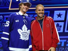 Justin Bieber Mengumumkan Pilihan Nomor 1 untuk Hometown Maple Leafs di NHL Draft 2026
| beritakitanih Justin Bieber Mengumumkan Pilihan Nomor 1 untuk Hometown Maple Leafs di NHL Draft 2026
| beritakitanih