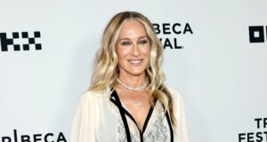 Kami Menemukan Lip Gloss Apotek Sarah Jessica Parker Dijual di Hari Perdana
| beritakitanih Kami Menemukan Lip Gloss Apotek Sarah Jessica Parker Dijual di Hari Perdana
| beritakitanih