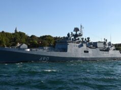 Kapal Angkatan Laut Rusia Dituduh Melepaskan Tembakan Peringatan ke Kapal Pesiar Inggris
| beritakitanih Kapal Angkatan Laut Rusia Dituduh Melepaskan Tembakan Peringatan ke Kapal Pesiar Inggris
| beritakitanih