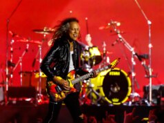 Karma: Kirk Hammett dari Metallica Jatuh dari Panggung Beberapa Hari Setelah Membuat Swifties Membuat Marah
| beritakitanih Karma: Kirk Hammett dari Metallica Jatuh dari Panggung Beberapa Hari Setelah Membuat Swifties Membuat Marah
| beritakitanih