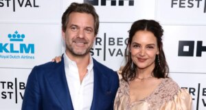 Katie Holmes, Joshua Jackson tentang Menciptakan “Rasa Harapan” dengan Reuni ‘Happy Hours’: “Cinta Itu Mungkin; Hidup Itu Panjang; Tidak Ada Jalan yang Pasti”
| beritakitanih Katie Holmes, Joshua Jackson tentang Menciptakan “Rasa Harapan” dengan Reuni 'Happy Hours': “Cinta Itu Mungkin; Hidup Itu Panjang; Tidak Ada Jalan yang Pasti”
| beritakitanih