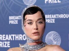 Katy Perry Menggali Mantan Orlando Bloom, John Mayer Saat Konser
| beritakitanih Katy Perry Menggali Mantan Orlando Bloom, John Mayer Saat Konser
| beritakitanih