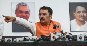 Keadaan darurat adalah serangan terbesar terhadap demokrasi India, kata presiden BJP Bihar Sanjay Saraogi
| beritakitanih Keadaan darurat adalah serangan terbesar terhadap demokrasi India, kata presiden BJP Bihar Sanjay Saraogi
| beritakitanih