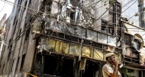 Kebakaran hotel di Delhi: Cook ditangkap, beberapa lainnya ditahan saat penyelidikan meluas
| beritakitanih Kebakaran hotel di Delhi: Cook ditangkap, beberapa lainnya ditahan saat penyelidikan meluas
| beritakitanih