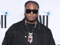 Keluarga Tay Keith Memberi Penghormatan kepada Mendiang Produser: ‘Kekuatan Budaya’ & ‘Sumber Cinta, Kekuatan, Tawa, Bimbingan’
| beritakitanih Keluarga Tay Keith Memberi Penghormatan kepada Mendiang Produser: 'Kekuatan Budaya' & 'Sumber Cinta, Kekuatan, Tawa, Bimbingan'
| beritakitanih