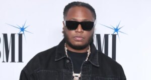 Keluarga Tay Keith Memberi Penghormatan kepada Mendiang Produser: ‘Kekuatan Budaya’ & ‘Sumber Cinta, Kekuatan, Tawa, Bimbingan’
| beritakitanih Keluarga Tay Keith Memberi Penghormatan kepada Mendiang Produser: 'Kekuatan Budaya' & 'Sumber Cinta, Kekuatan, Tawa, Bimbingan'
| beritakitanih