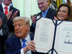 Ketika Mahkamah Agung memperluas kekuasaan imigrasi Trump, para ahli memperingatkan penurunan populasi AS yang lebih tajam
| beritakitanih Ketika Mahkamah Agung memperluas kekuasaan imigrasi Trump, para ahli memperingatkan penurunan populasi AS yang lebih tajam
| beritakitanih