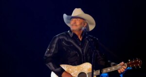 Konser Terakhir Alan Jackson: Kepala Label Masa Lalunya ‘Ingat Saat’ Mereka Bekerja Dengan Superstar Country
| beritakitanih Konser Terakhir Alan Jackson: Kepala Label Masa Lalunya 'Ingat Saat' Mereka Bekerja Dengan Superstar Country
| beritakitanih