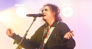 Lihat Cure Unearth Deep Cuts di Primavera Sound Headlining Set
| beritakitanih Lihat Cure Unearth Deep Cuts di Primavera Sound Headlining Set
| beritakitanih