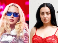 Madonna & Charli xcx Smoke, Duduk Bersama di Peragaan Busana Pria Saint Laurent di Paris
| beritakitanih Madonna & Charli xcx Smoke, Duduk Bersama di Peragaan Busana Pria Saint Laurent di Paris
| beritakitanih