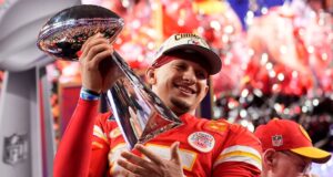 Mahomes menandatangani kontrak Chiefs senilai $500 juta yang memecahkan rekor
| beritakitanih Mahomes menandatangani kontrak Chiefs senilai $500 juta yang memecahkan rekor
| beritakitanih