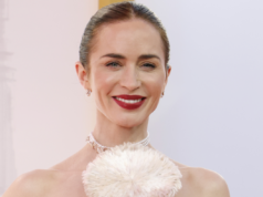 Manikur Terbaru Emily Blunt Melanggar Aturan Besar Miranda Priestly
| beritakitanih Manikur Terbaru Emily Blunt Melanggar Aturan Besar Miranda Priestly
| beritakitanih