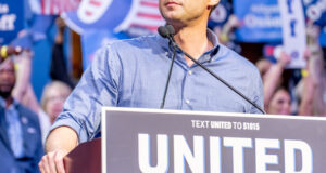Mengapa Semua Orang Ingin Jon Ossoff Mencalonkan Diri Sebagai Presiden
| beritakitanih Mengapa Semua Orang Ingin Jon Ossoff Mencalonkan Diri Sebagai Presiden
| beritakitanih