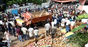 Menyerukan perizinan yang ketat, tindakan pencegahan untuk mencegah kecelakaan truk tipper
| beritakitanih Menyerukan perizinan yang ketat, tindakan pencegahan untuk mencegah kecelakaan truk tipper
| beritakitanih