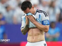 Messi yang emosional menjelaskan air matanya setelah gol Argentina
| beritakitanih Messi yang emosional menjelaskan air matanya setelah gol Argentina
| beritakitanih