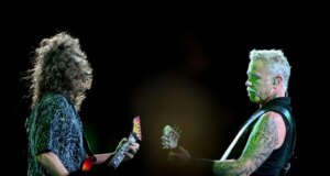 Metallica Memainkan Lagu Terlarang Tom Jones Selama Pertunjukan di Stadion Principality Cardiff
| beritakitanih Metallica Memainkan Lagu Terlarang Tom Jones Selama Pertunjukan di Stadion Principality Cardiff
| beritakitanih