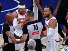 Mike Brown mencerminkan rasa frustrasi yang semakin besar di kalangan penggemar Knicks atas wasit Final NBA setelah Game 3
| beritakitanih Mike Brown mencerminkan rasa frustrasi yang semakin besar di kalangan penggemar Knicks atas wasit Final NBA setelah Game 3
| beritakitanih