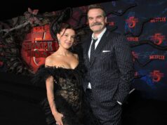 Millie Bobby Brown akan bersatu kembali dengan David Harbour untuk proyek baru yang misterius: “Sepuluh tahun tidaklah cukup”
| beritakitanih Millie Bobby Brown akan bersatu kembali dengan David Harbour untuk proyek baru yang misterius: “Sepuluh tahun tidaklah cukup”
| beritakitanih