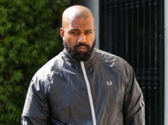 Model Menuntut Kanye West Menuduh Perilaku Rapper di Set Video Musik ‘Hanya Merasa Salah’
| beritakitanih Model Menuntut Kanye West Menuduh Perilaku Rapper di Set Video Musik 'Hanya Merasa Salah'
| beritakitanih