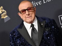 Mogul Musik Clive Davis Keluar dari Rumah Sakit Karena Masalah Pernapasan
| beritakitanih Mogul Musik Clive Davis Keluar dari Rumah Sakit Karena Masalah Pernapasan
| beritakitanih