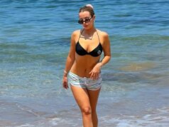 Momen Bikini Selebriti Terpanas di Tahun 2026: Tana Mongeau, Brooks Nader, Lainnya
| beritakitanih Momen Bikini Selebriti Terpanas di Tahun 2026: Tana Mongeau, Brooks Nader, Lainnya
| beritakitanih